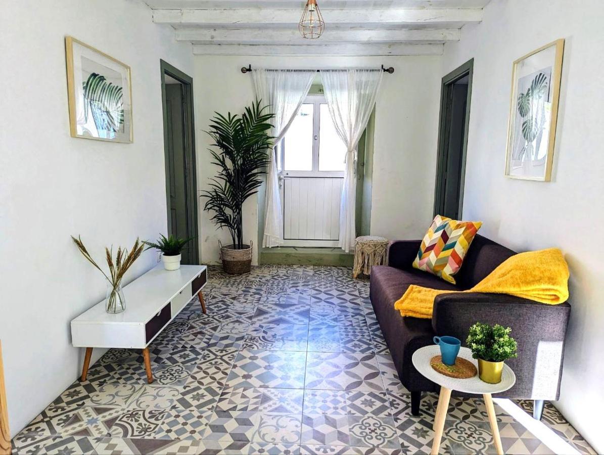 Cozy 3 Bedroom Home - Close To Beach Lourinhã Exteriör bild